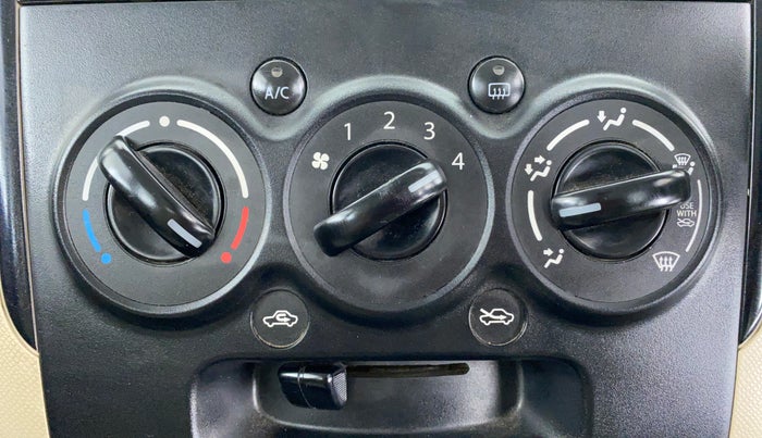 2018 Maruti Wagon R 1.0 VXI, Petrol, Manual, 14,172 km, AC Unit - Directional switch has minor damage