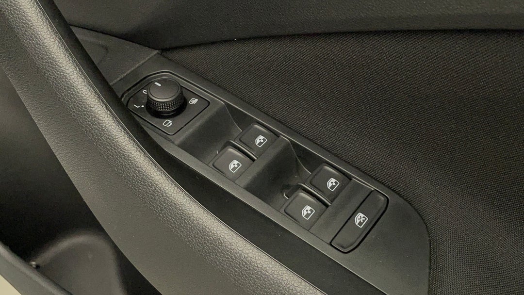 2023 SKODA Scala Ambition 85tsi, Automatic, 16291 km, Drivers Side Door Panel Controls