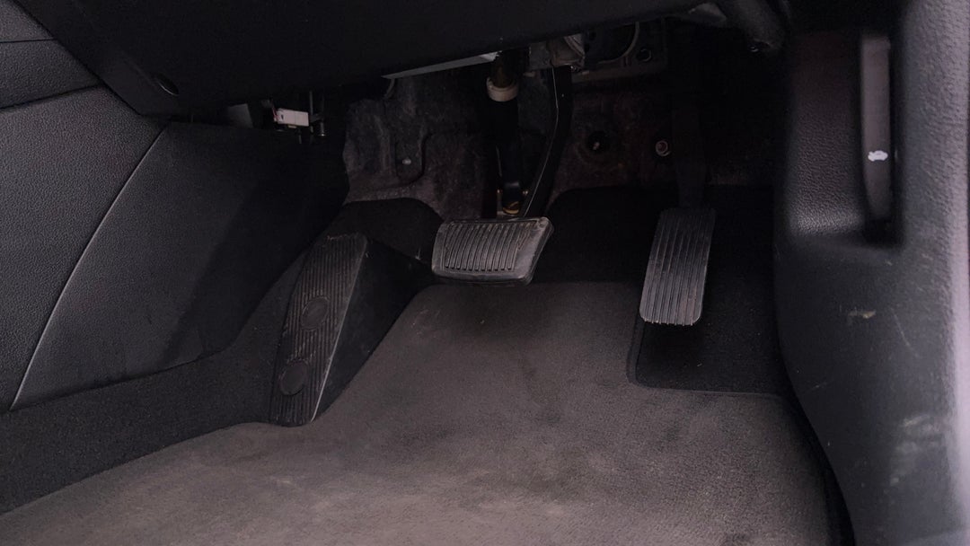 2020 Kia Cerato S, Automatic, 70252 km, Pedals and Footmat