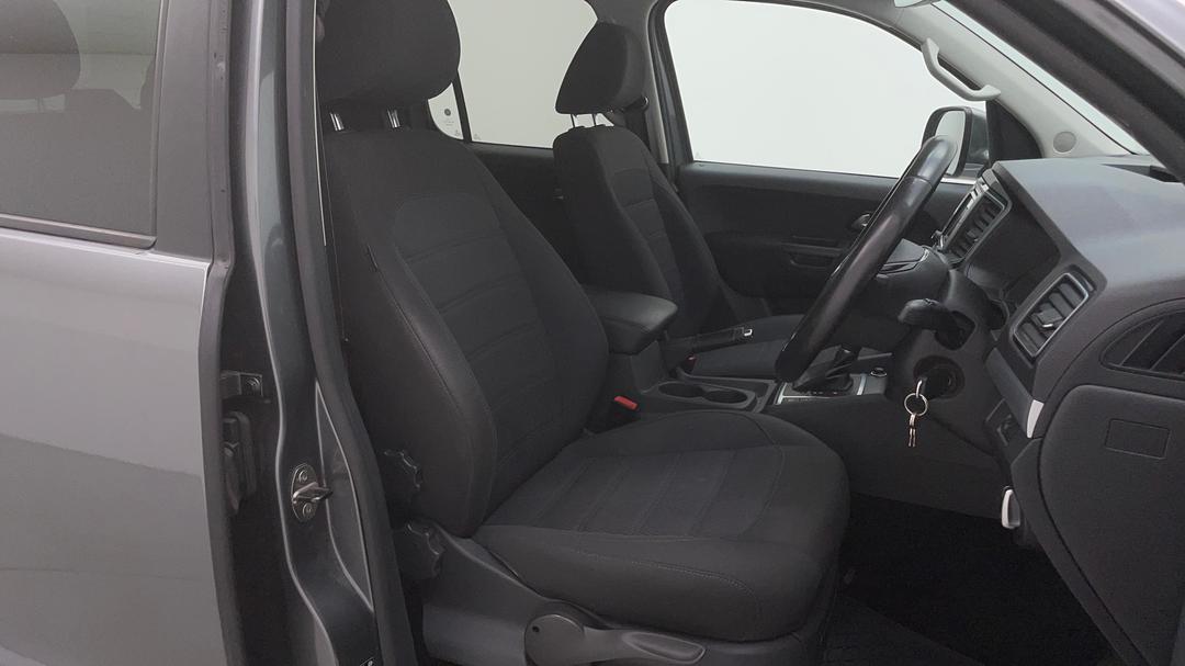 2017 Volkswagen Amarok V6 Tdi 550 Highline, Automatic, 126972 km, Right Side Front Door Cabin View