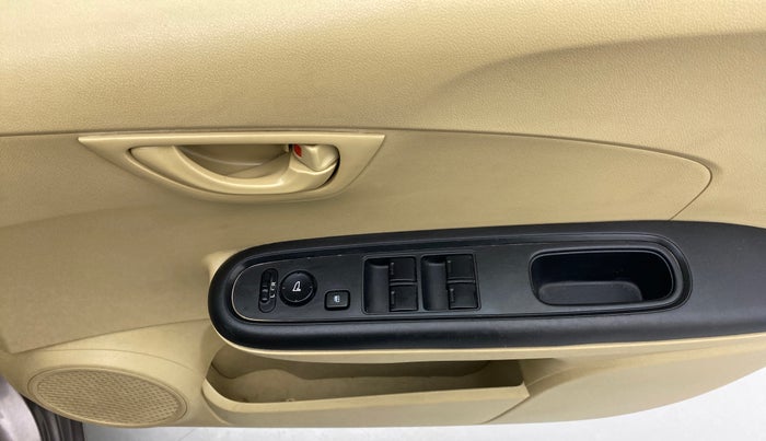 2016 Honda Amaze 1.2 SMT I VTEC, Petrol, Manual, 68,337 km, Driver Side Door Panels Control