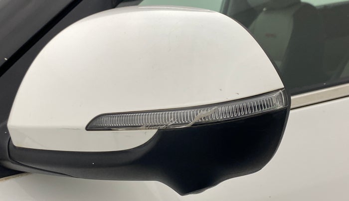 2019 KIA SELTOS 1.5 GTX+ AT, Diesel, Automatic, 10,639 km, Left rear-view mirror - Indicator light has minor damage