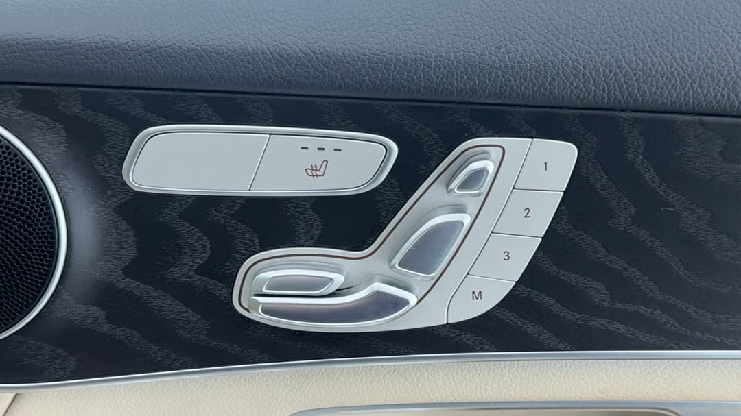 2019 Mercedes-benz GLC 250, Automatic, 31918 km, Drivers Side Adjustment Panel