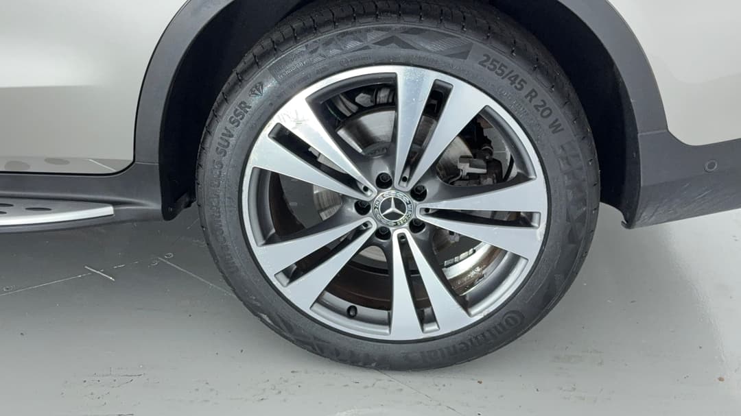 2019 Mercedes-benz GLC 250, Automatic, 31918 km, Left Rear Wheel