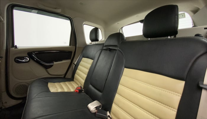 2014 Nissan Terrano XV D THP 110 PS, Diesel, Manual, 45,378 km, Right Side Rear Door Cabin