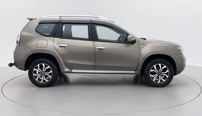 2014 Nissan Terrano XV D THP 110 PS, Diesel, Manual, 45,378 km, Right Side View