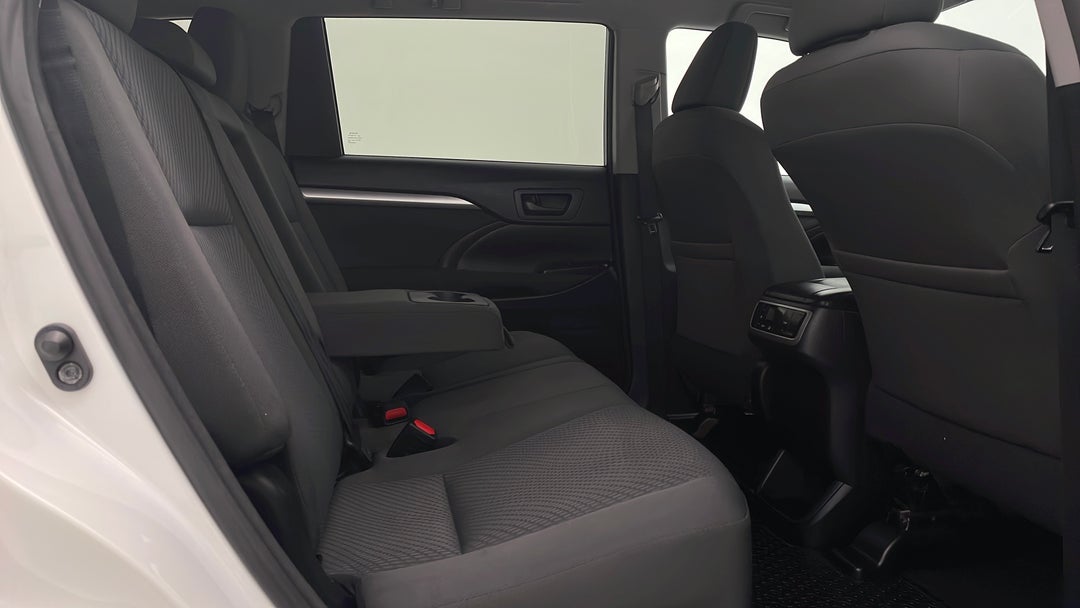 2016 Toyota Kluger Gx (4x2), Automatic, 102421 km, Right Side Rear Door Cabin View