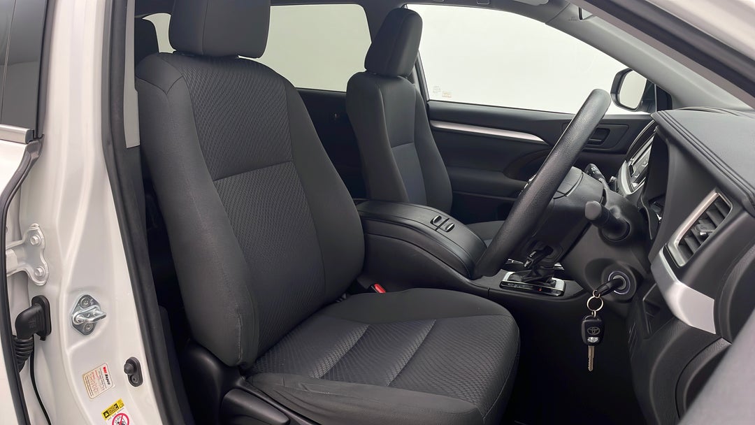 2016 Toyota Kluger Gx (4x2), Automatic, 102421 km, Right Side Front Door Cabin View