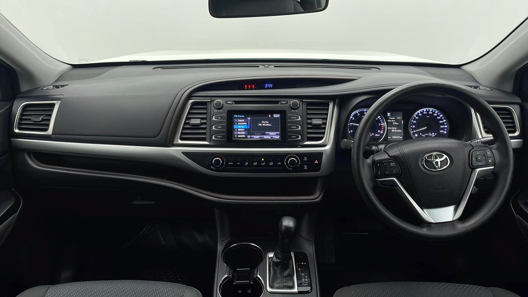 2016 Toyota Kluger Gx (4x2), Automatic, 102421 km, Dashboard View