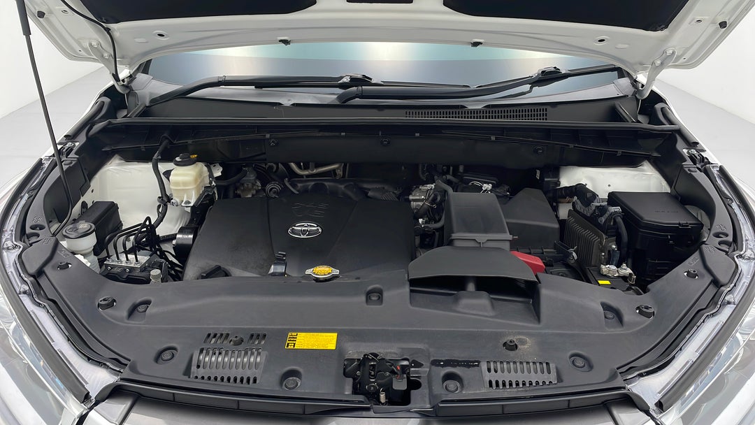 2016 Toyota Kluger Gx (4x2), Automatic, 102421 km, Open Bonnet (Engine)