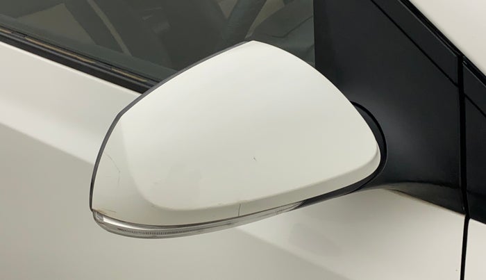 2019 Hyundai Grand i10 SPORTZ 1.2 KAPPA VTVT, Petrol, Manual, 26,498 km, Right rear-view mirror - Minor scratches