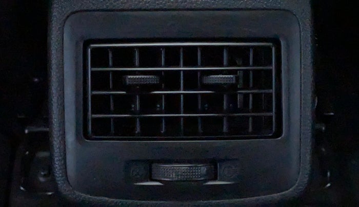 2015 Hyundai Grand i10 SPORTZ 1.2 KAPPA VTVT, Petrol, Manual, 50,287 km, Rear AC Vents