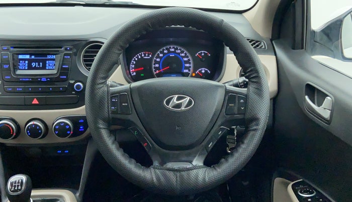 2015 Hyundai Grand i10 SPORTZ 1.2 KAPPA VTVT, Petrol, Manual, 13,675 km, Steering Wheel Close Up