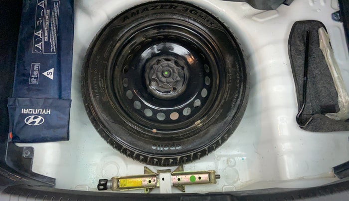 2015 Hyundai Grand i10 SPORTZ 1.2 KAPPA VTVT, Petrol, Manual, 13,675 km, Spare Tyre
