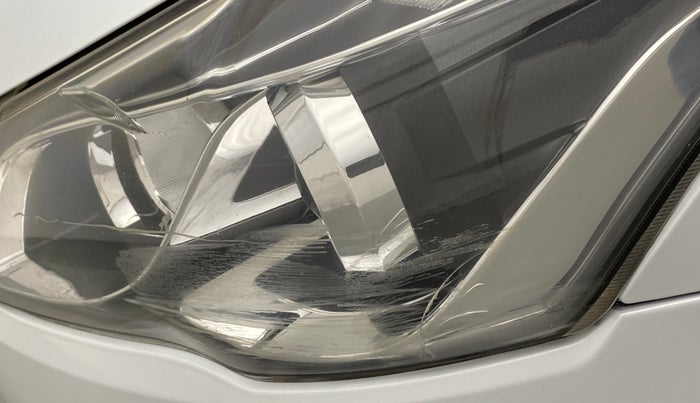 2014 Maruti Ciaz ZXI AMT, Petrol, Automatic, 43,773 km, Left headlight - Minor scratches