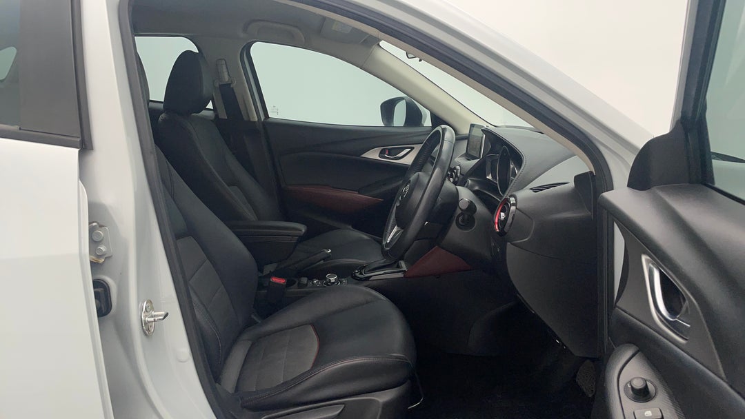 2016 Mazda CX-3 S Touring (awd), Automatic, 130258 km, Right Side Front Door Cabin View