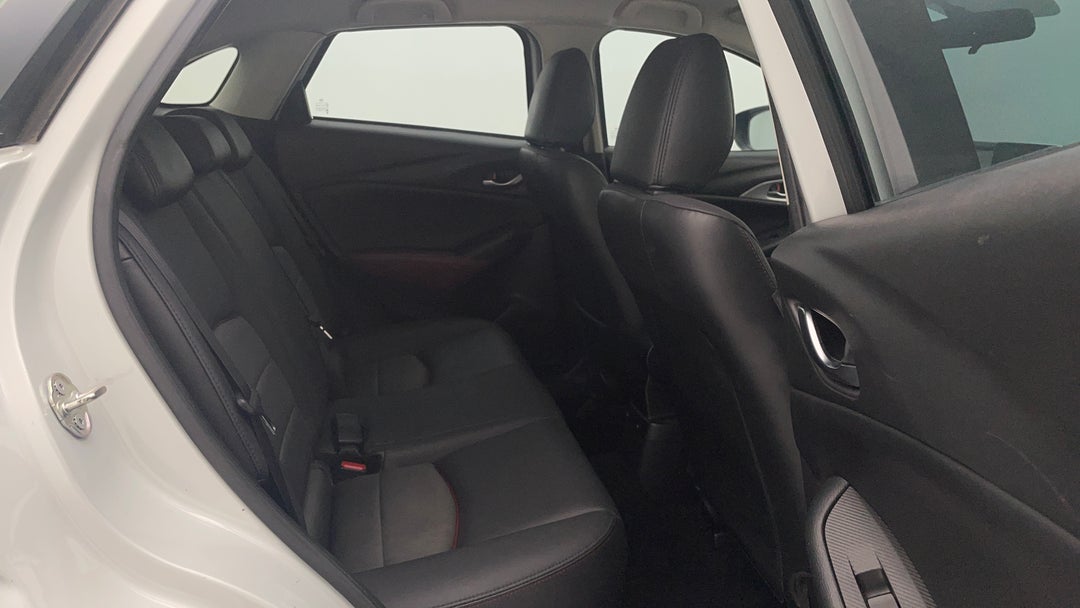 2016 Mazda CX-3 S Touring (awd), Automatic, 130258 km, Right Side Rear Door Cabin View