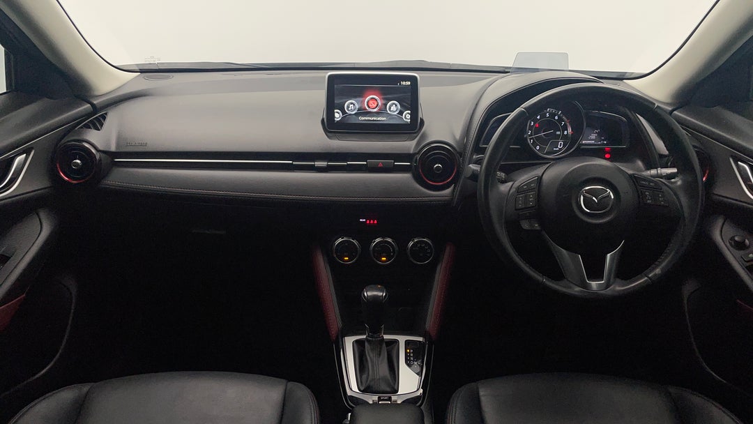 2016 Mazda CX-3 S Touring (awd), Automatic, 130258 km, Dashboard View