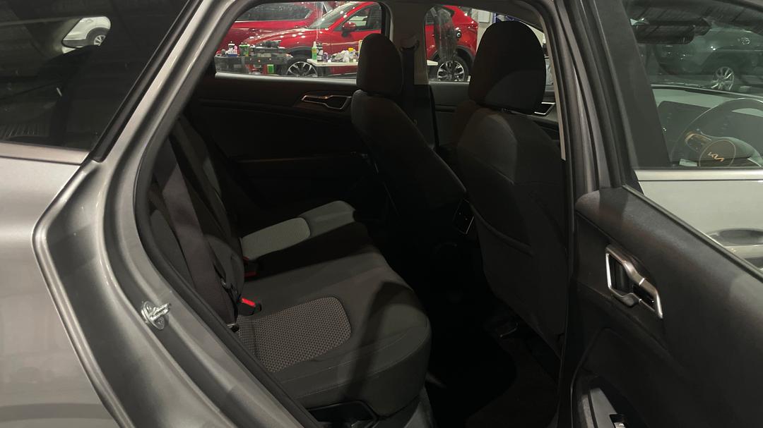2024 Kia Sportage S (FWD), Automatic, 49895 km, Right Side Rear Door Cabin View