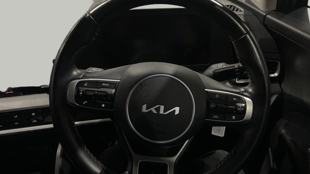 2024 Kia Sportage S (FWD), Automatic, 49895 km, Steering Wheel Close-up