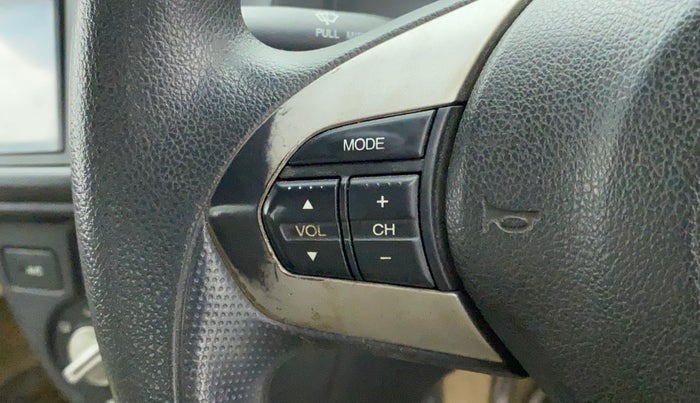 2014 Honda Amaze 1.2L I-VTEC VX, Petrol, Manual, 53,235 km, Steering wheel - Sound system control not functional