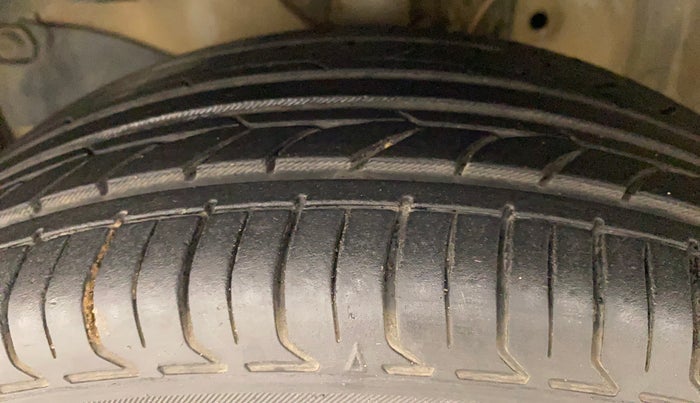 2014 Honda Amaze 1.2L I-VTEC VX, Petrol, Manual, 53,235 km, Left Front Tyre Tread