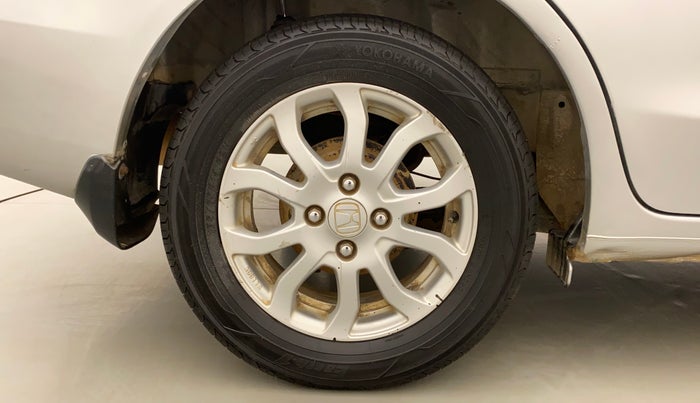 2014 Honda Amaze 1.2L I-VTEC VX, Petrol, Manual, 53,235 km, Right Rear Wheel