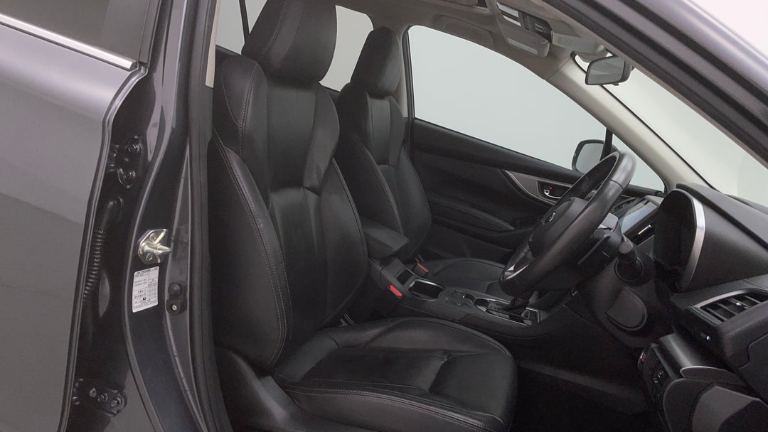 2020 Subaru Impreza 2.0i-s (awd), Automatic, 58121 km, Right Side Front Door Cabin View