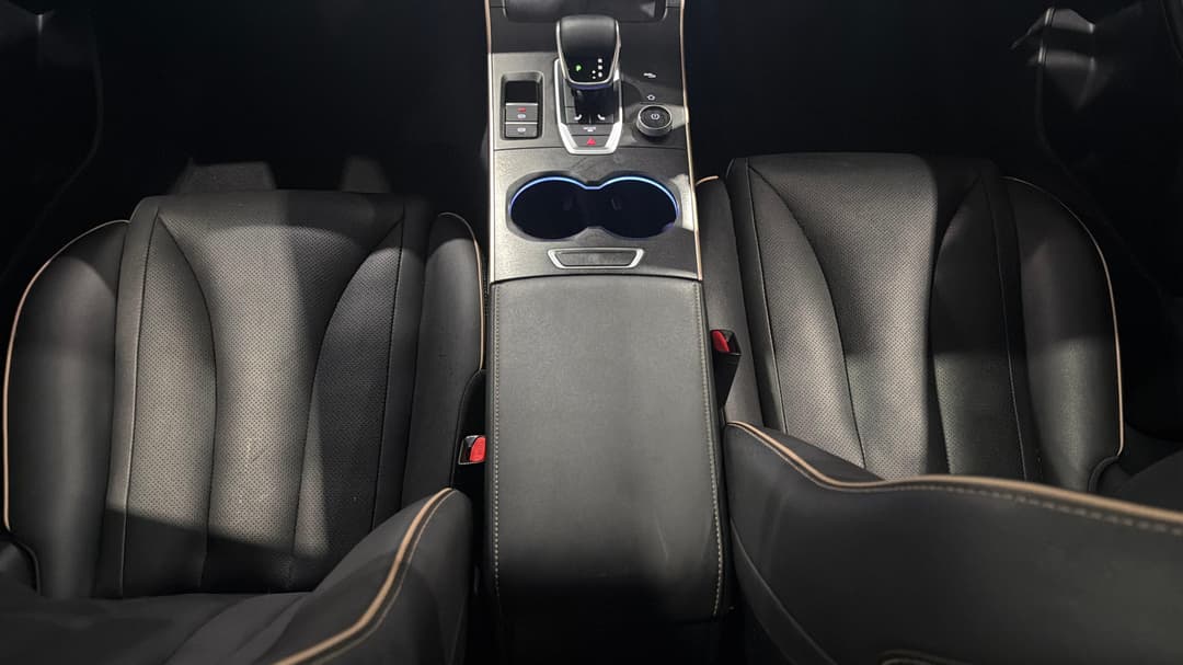 2023 Chery Omoda 5 Ex (high Version), Automatic, 52331 km, Center Console