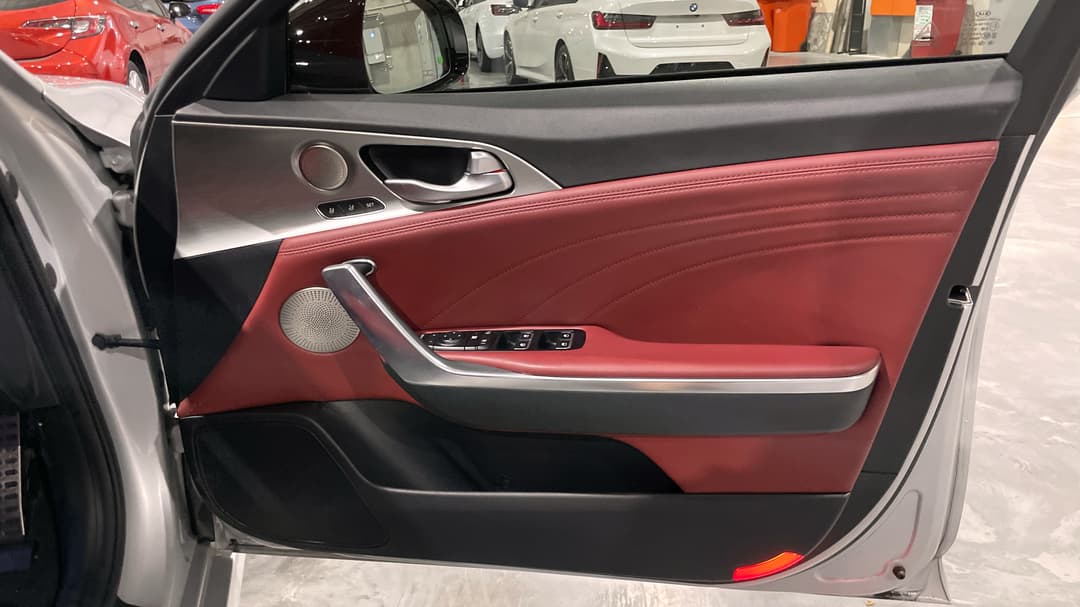 2021 Kia Stinger Gt (red Leather), Automatic, 81092 km, Speaker View