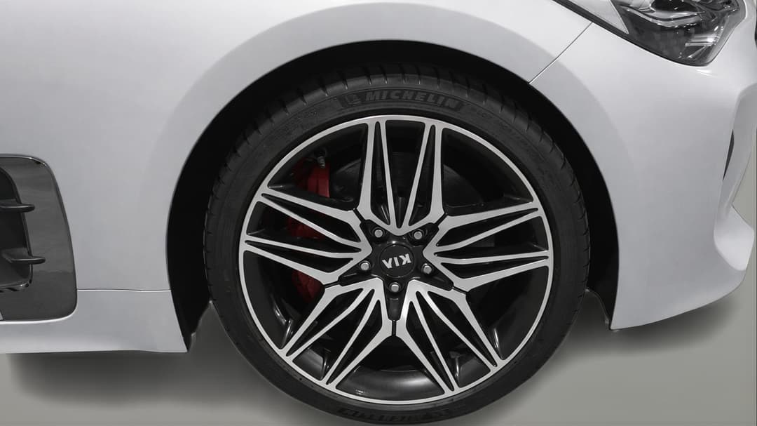 2021 Kia Stinger Gt (red Leather), Automatic, 81092 km, Right Front Wheel