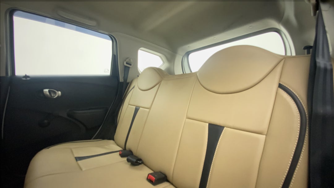 Right Side Rear Door Cabin