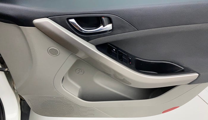 2019 Tata NEXON XZ PLUS PETROL, Petrol, Manual, 44,565 km, Driver Side Door Panels Control