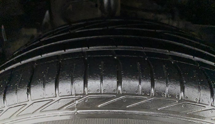 2019 Tata NEXON XZ PLUS PETROL, Petrol, Manual, 44,565 km, Right Front Tyre Tread