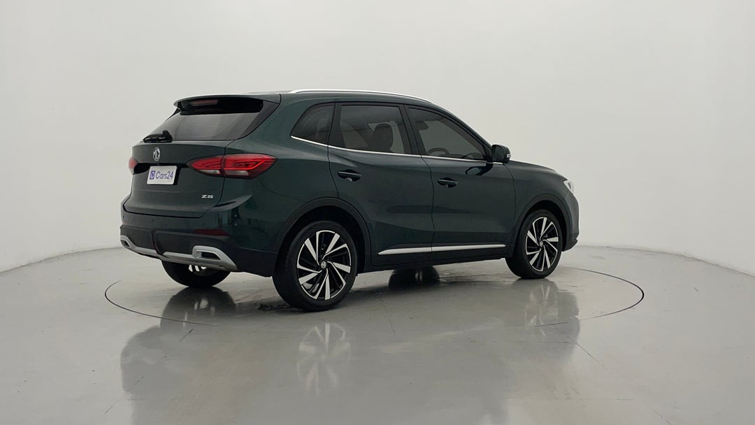 2025 MG ZS Essence, Automatic, 6329 km, Right Back Diagonal (45- Degree) View
