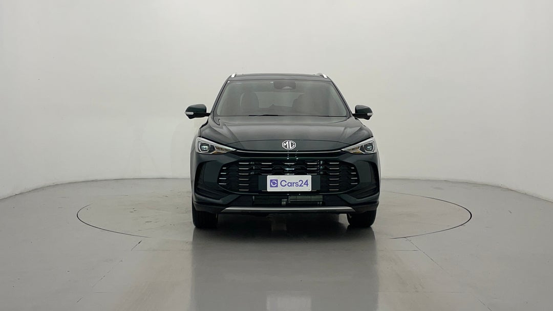 2025 MG ZS Essence, Automatic, 6329 km, Front View