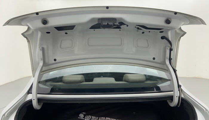 2015 Hyundai Xcent SX 1.2, CNG, Manual, 59,007 km, Boot Door Open