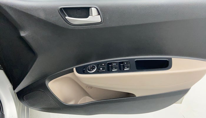 2015 Hyundai Xcent SX 1.2, CNG, Manual, 59,007 km, Driver Side Door Panels Control