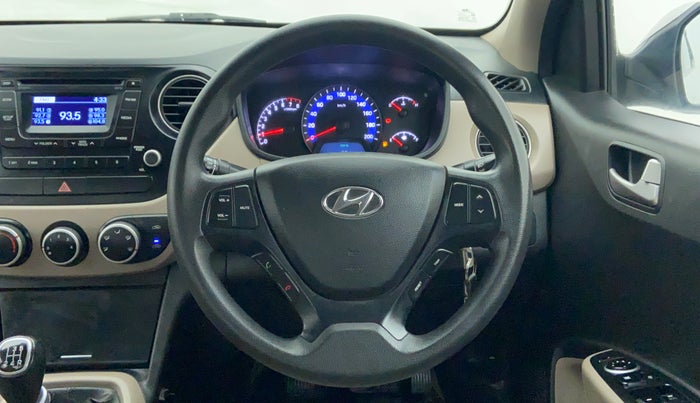2015 Hyundai Xcent SX 1.2, CNG, Manual, 59,007 km, Steering Wheel Close Up