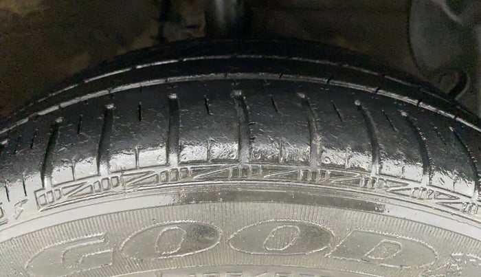 2015 Hyundai Xcent S 1.2, Petrol, Manual, 21,176 km, Right Front Tyre Tread