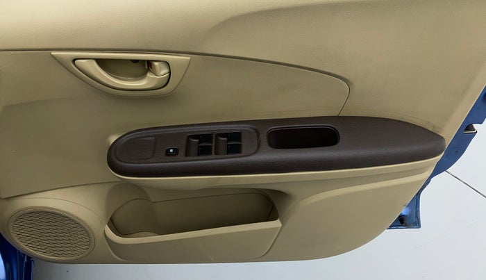 2013 Honda Amaze 1.2 EXMT I VTEC, Petrol, Manual, 40,516 km, Driver Side Door Panels Control