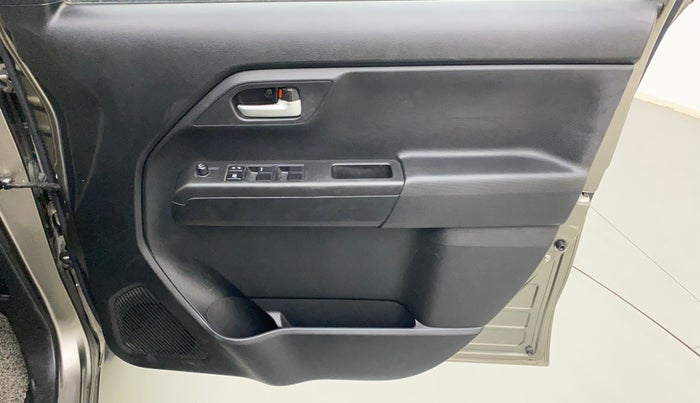 2019 Maruti New Wagon-R VXI 1.2 AMT, Petrol, Automatic, 12,716 km, Driver Side Door Panels Control