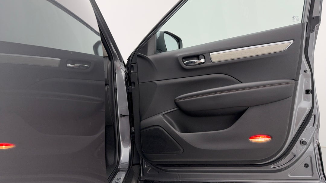 2022 Renault Koleos Intens (4x4), Automatic, 25340 km, Speaker View