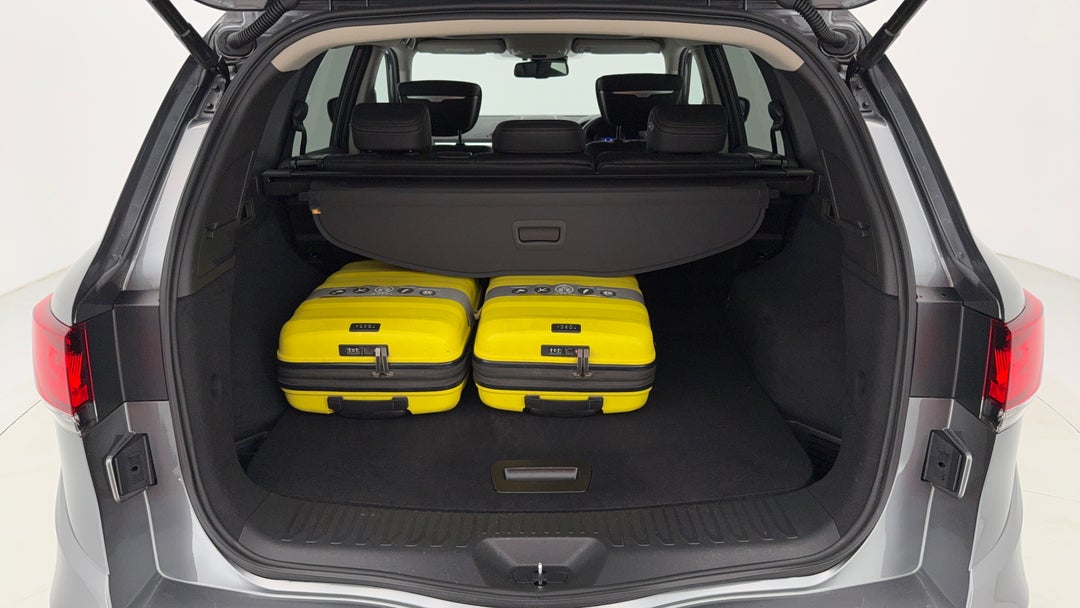 2022 Renault Koleos Intens (4x4), Automatic, 25340 km, Boot Inside View with Luggage