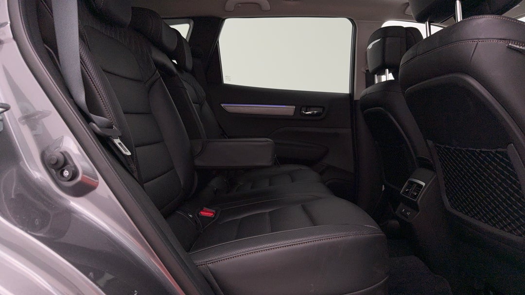 2022 Renault Koleos Intens (4x4), Automatic, 25340 km, Right Side Rear Door Cabin View