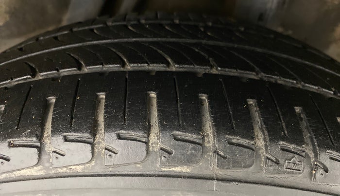 2017 Honda City V MT PETROL, Petrol, Manual, 24,891 km, Left Rear Tyre Tread