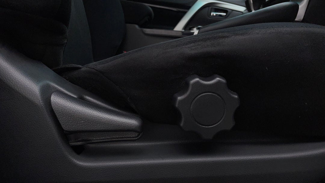 2018 Mitsubishi Pajero Sport Glx (4x4) 5 Seat, Automatic, 113200 km, Drivers Side Adjustment Panel