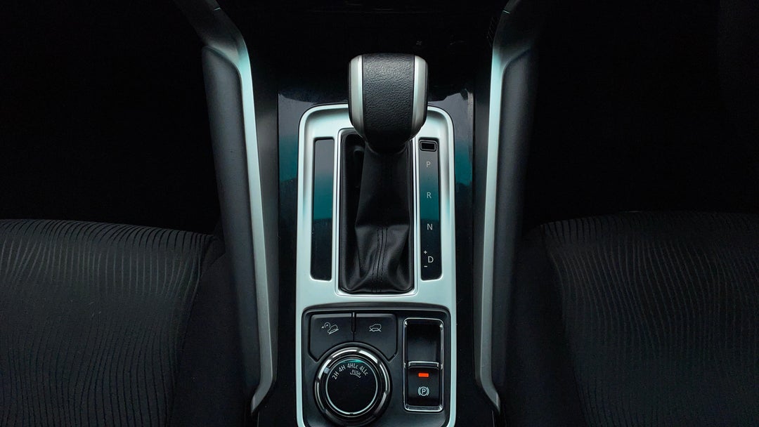 2018 Mitsubishi Pajero Sport Glx (4x4) 5 Seat, Automatic, 113200 km, Gear Lever 