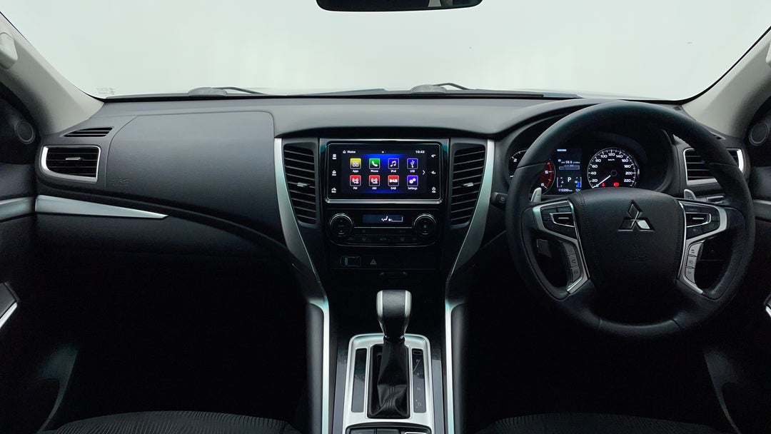 2018 Mitsubishi Pajero Sport Glx (4x4) 5 Seat, Automatic, 113200 km, Dashboard View