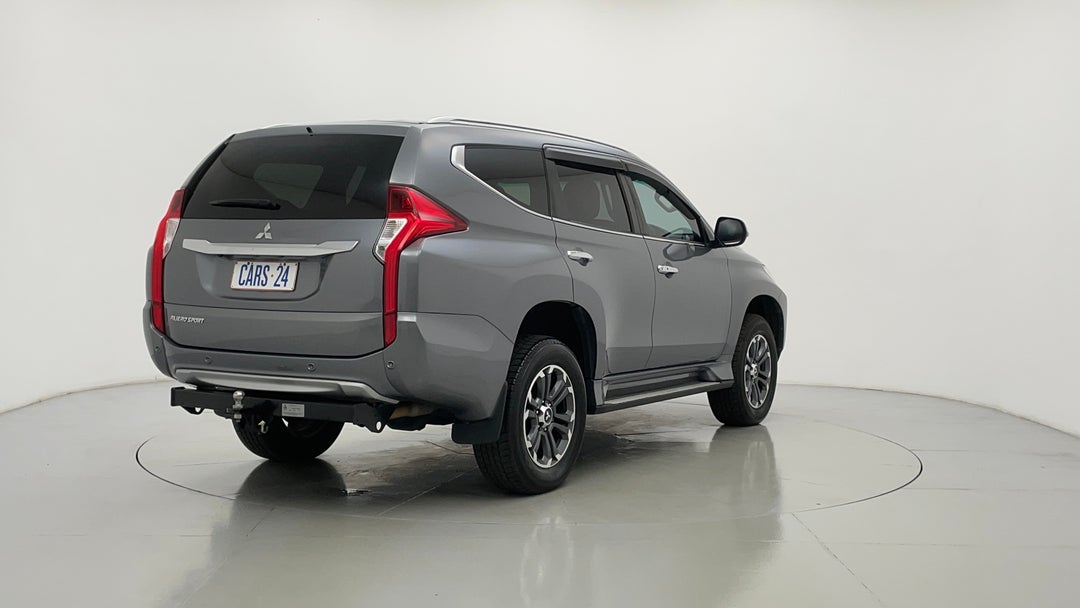 2018 Mitsubishi Pajero Sport Glx (4x4) 5 Seat, Automatic, 113200 km, Right Back Diagonal (45- Degree) View